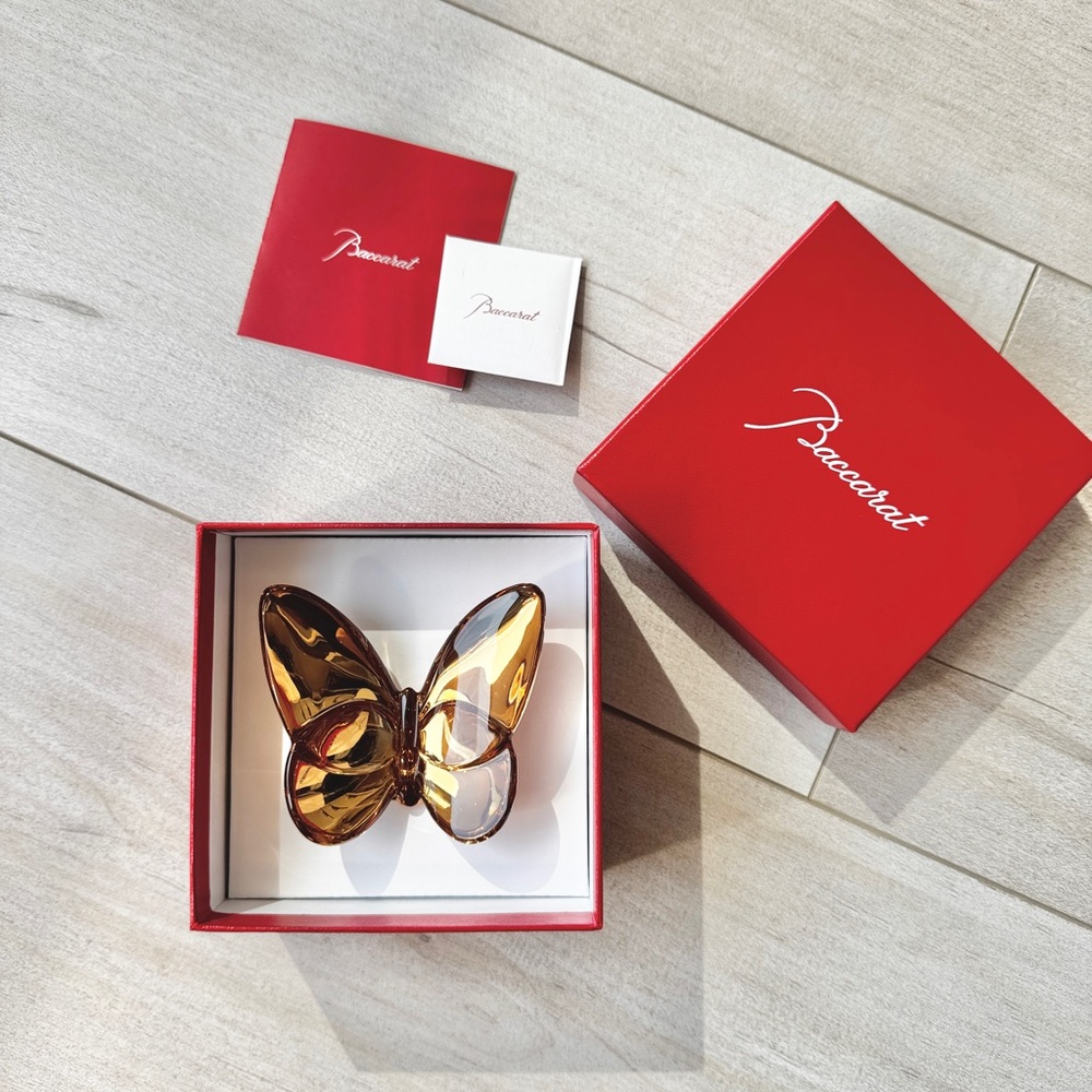 NIB ✨ Baccarat LUCKY BUTTERFLY Gold - Picture 2 of 6